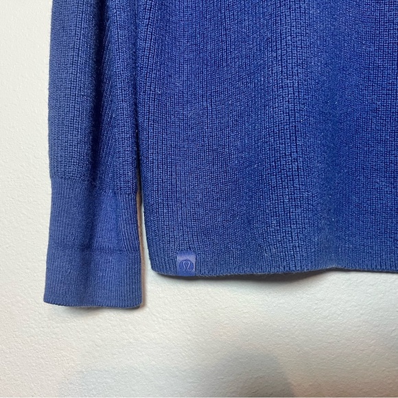 Lululemon Merino Wool Blend Ribbed Crewneck Sweater Blue Size 8 Oversized - Picture 9 of 9